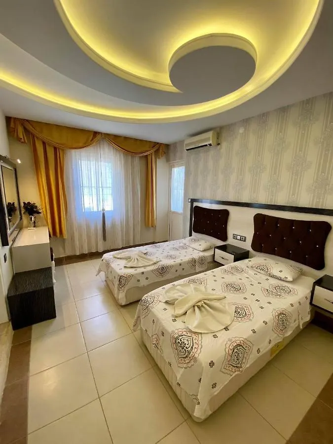 Yalcin Hotel & Villas Oludeniz