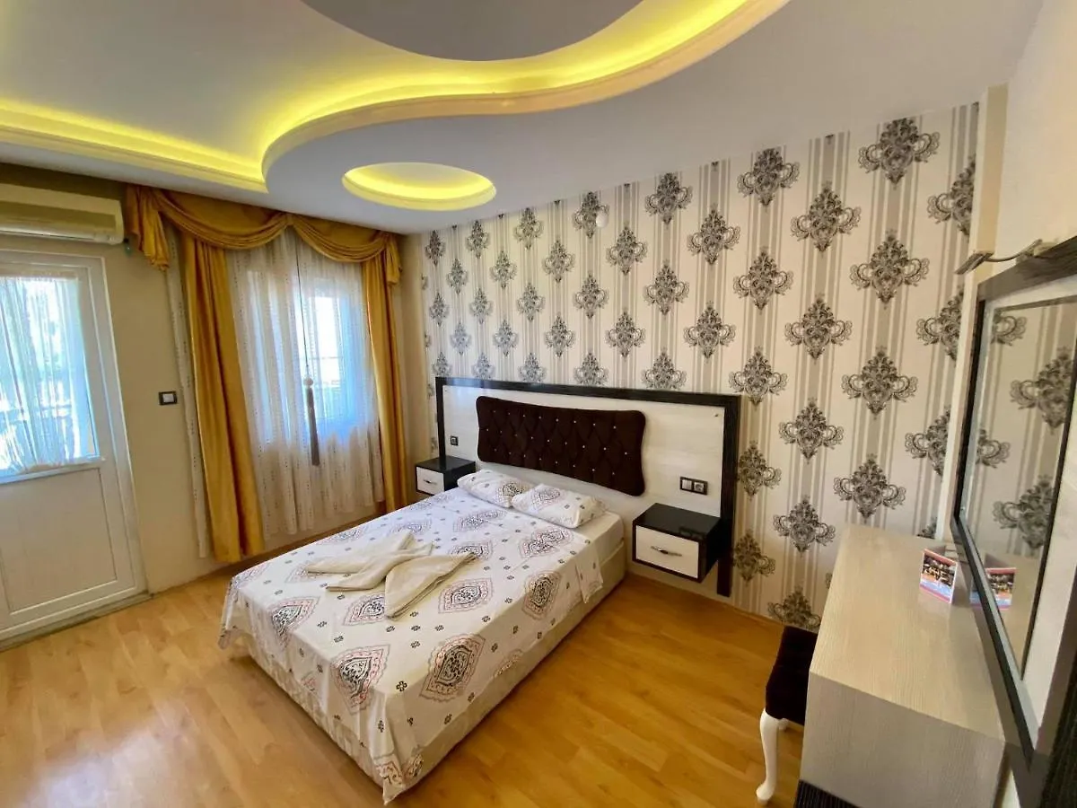 Yalcin Hotel & Villas Oludeniz Turquia