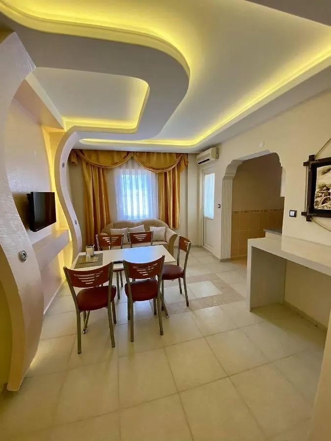 Yalcin Hotel & Villas Oludeniz Turquia