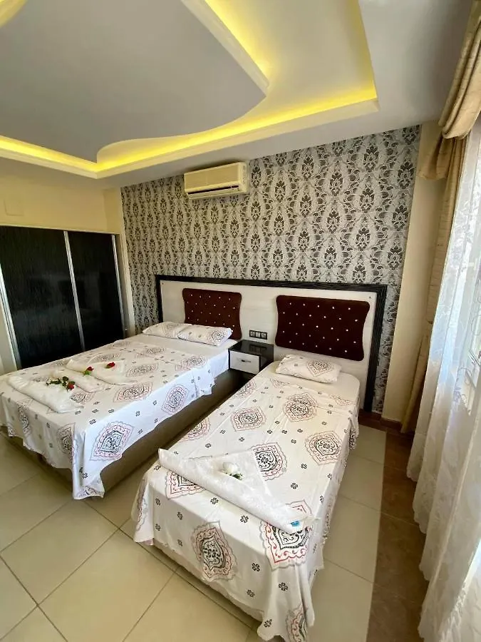 Yalcin Hotel & Villas Oludeniz 0*,