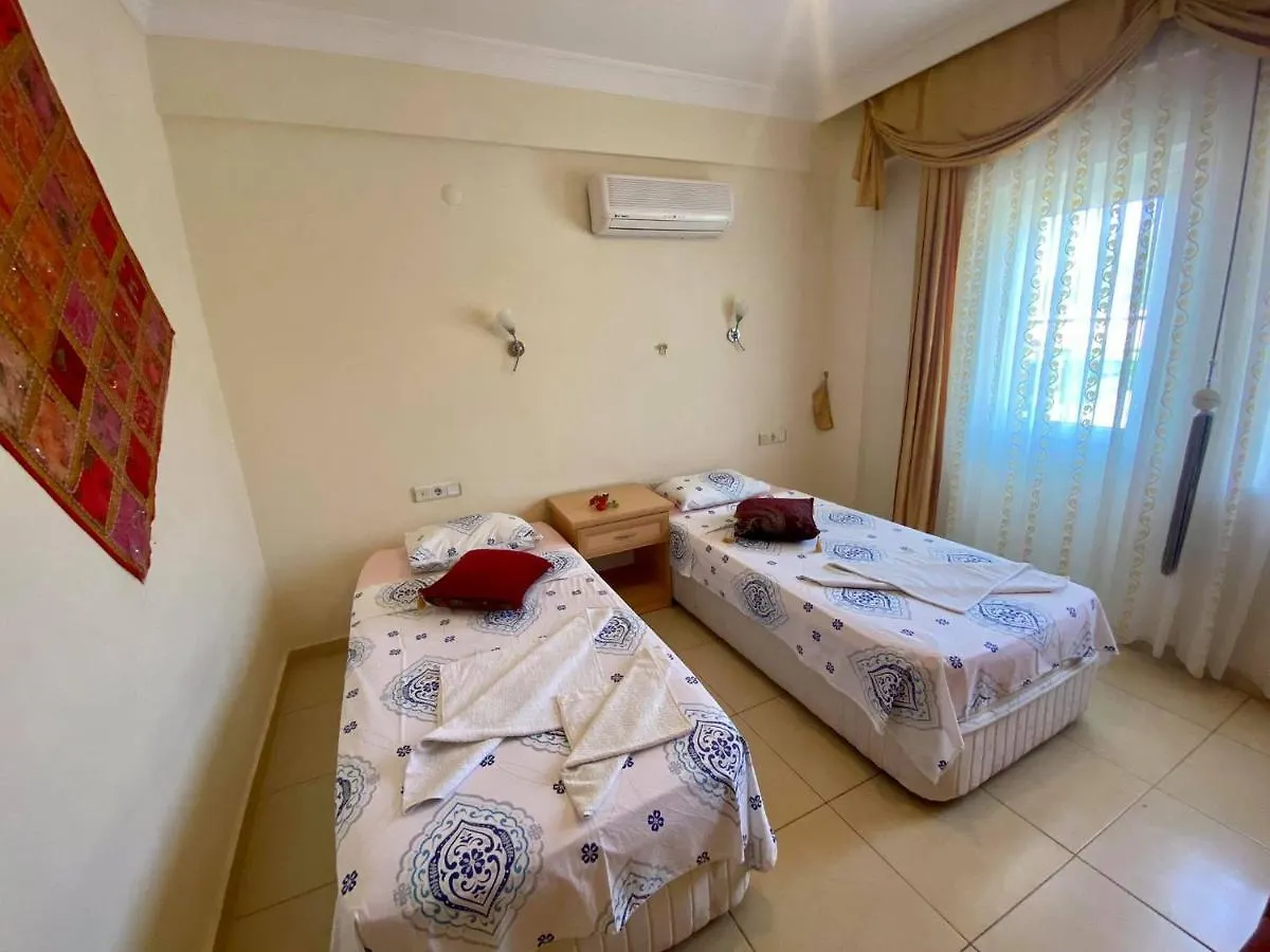 Yalcin Hotel & Villas Oludeniz