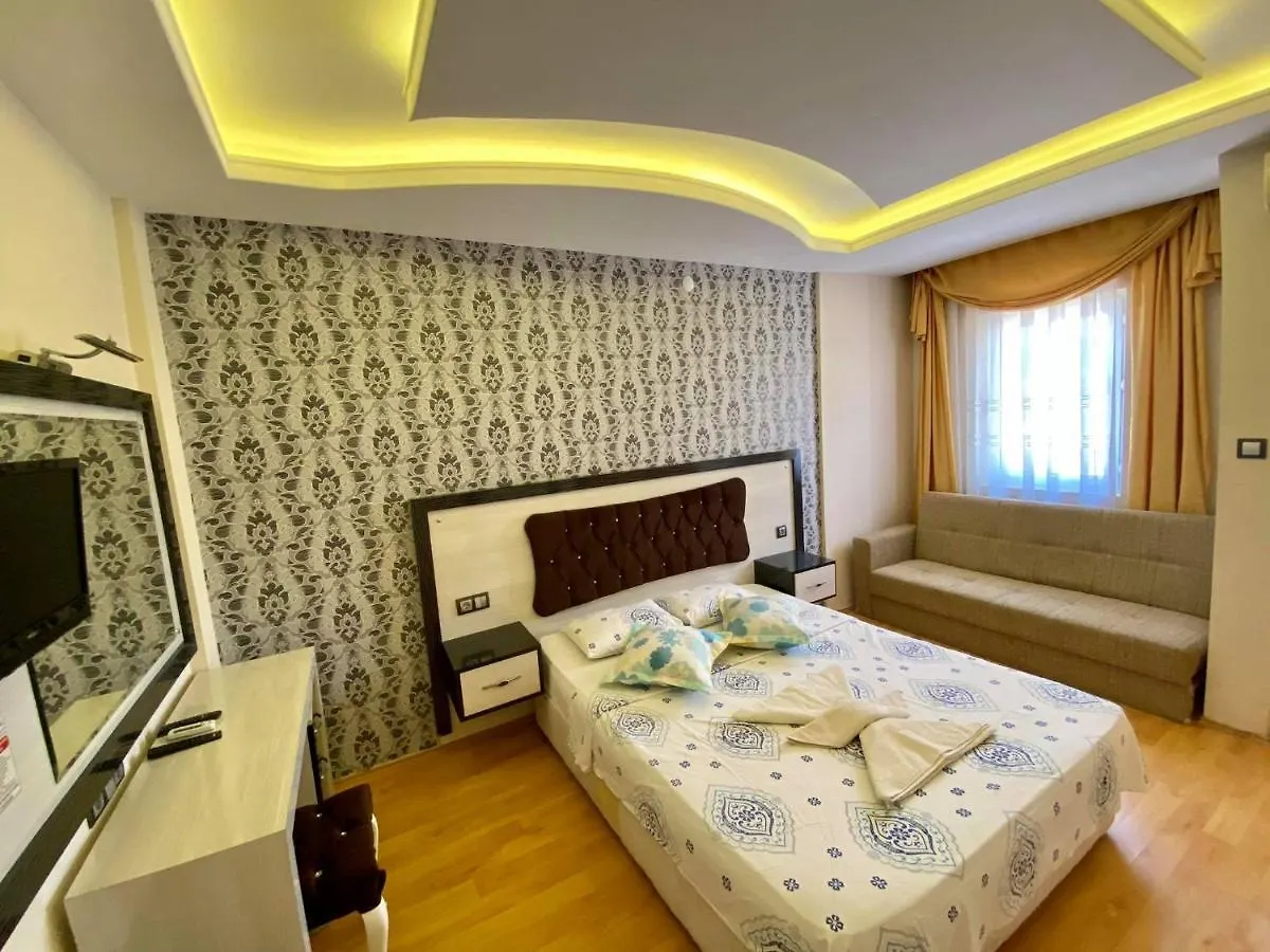 Yalcin Hotel & Villas Oludeniz