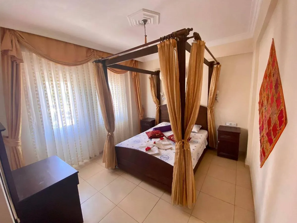 Yalcin Hotel & Villas Oludeniz Turquia